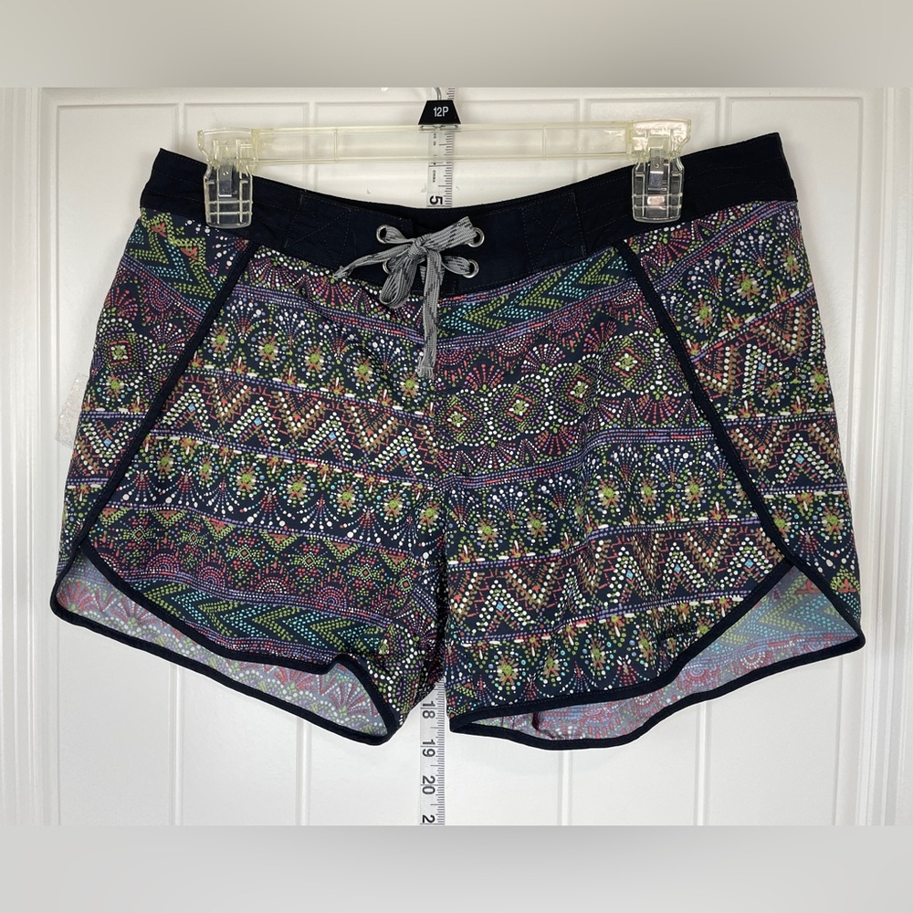 Patagonia Blue and Green Athletic Shorts with Drawstring Waist